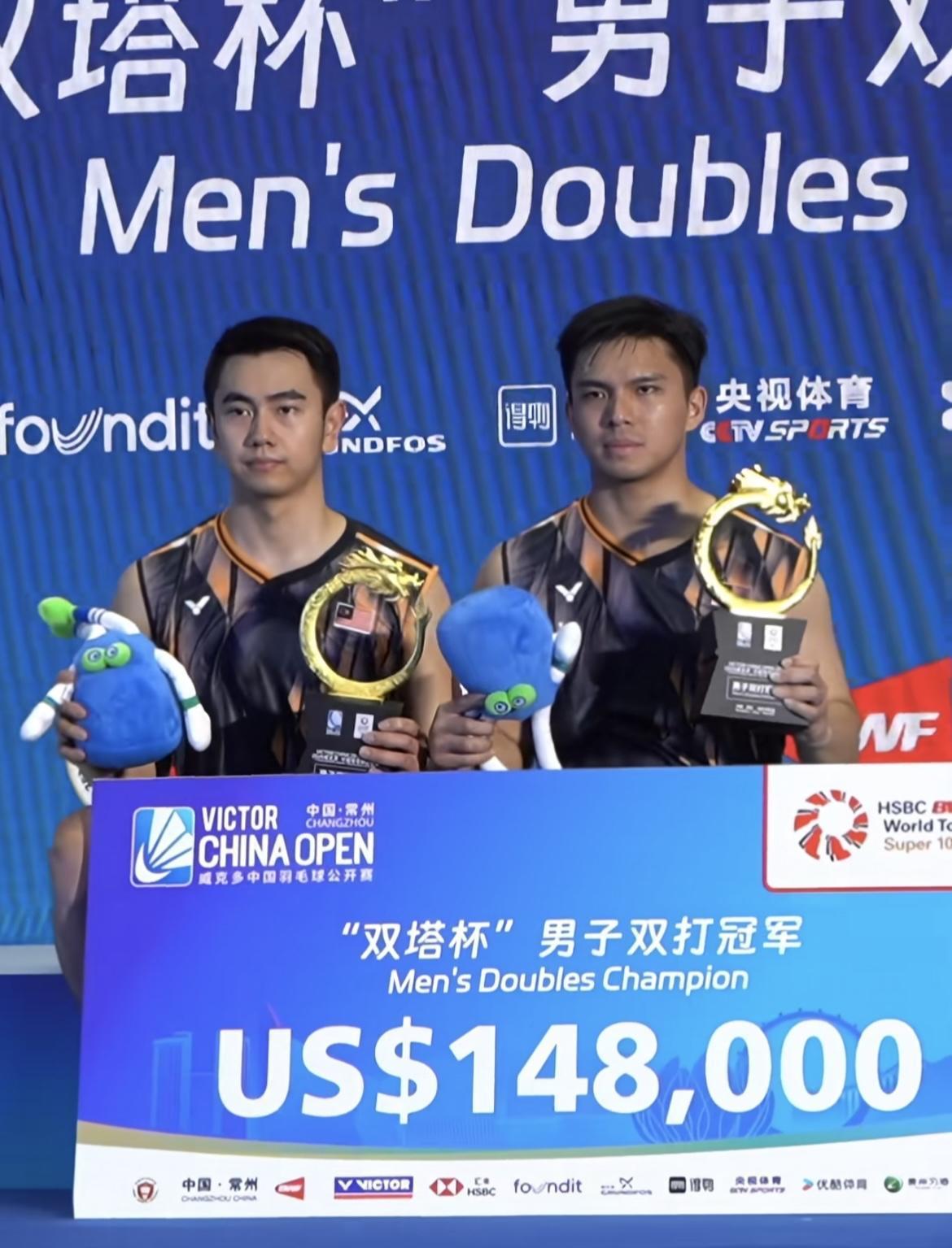 马来西亚羽毛球队碾压丹麦羽毛球队，辛杜制霸全场