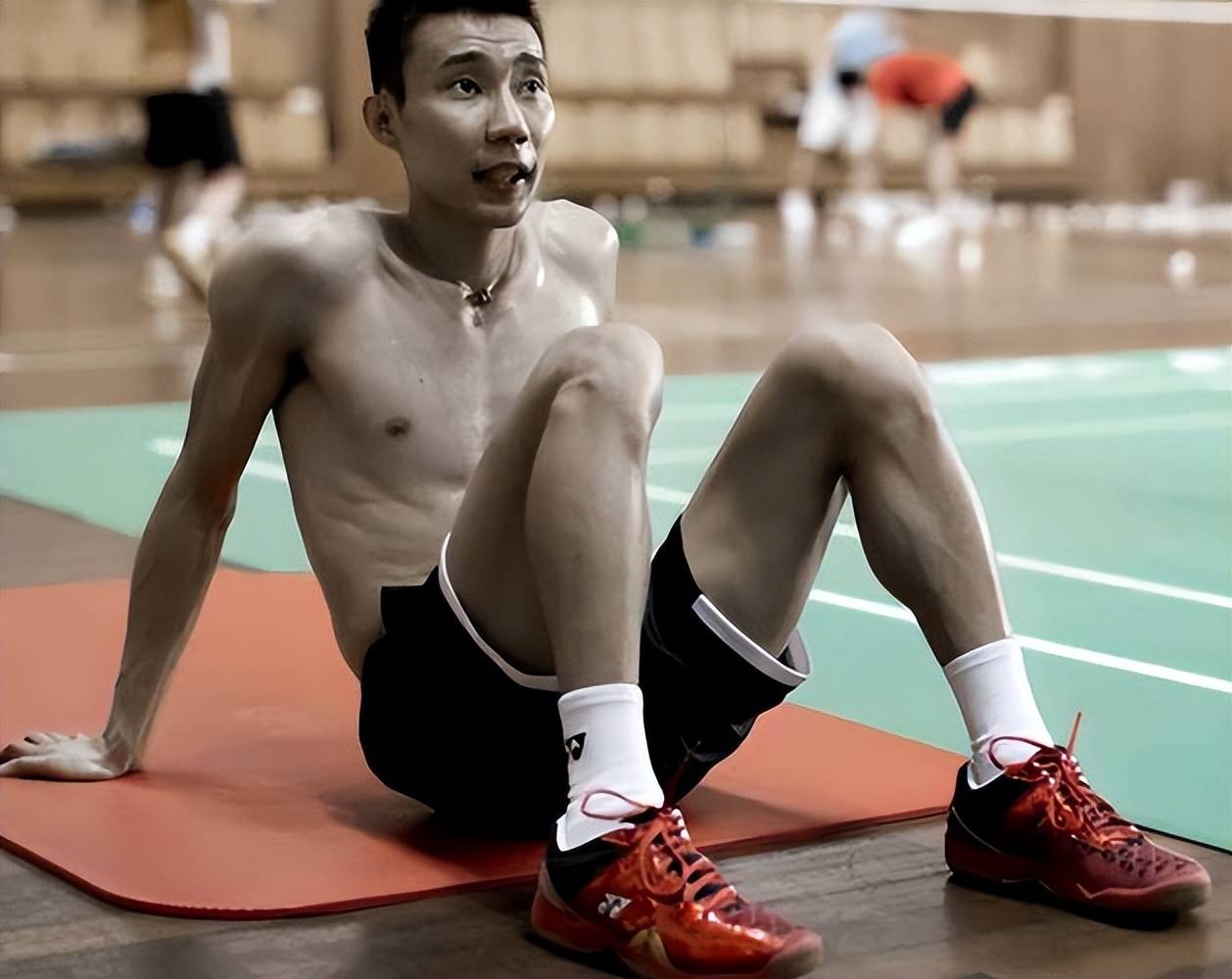 马来西亚羽毛球队碾压印度羽毛球队，李宗伟绝境逆转的简单介绍