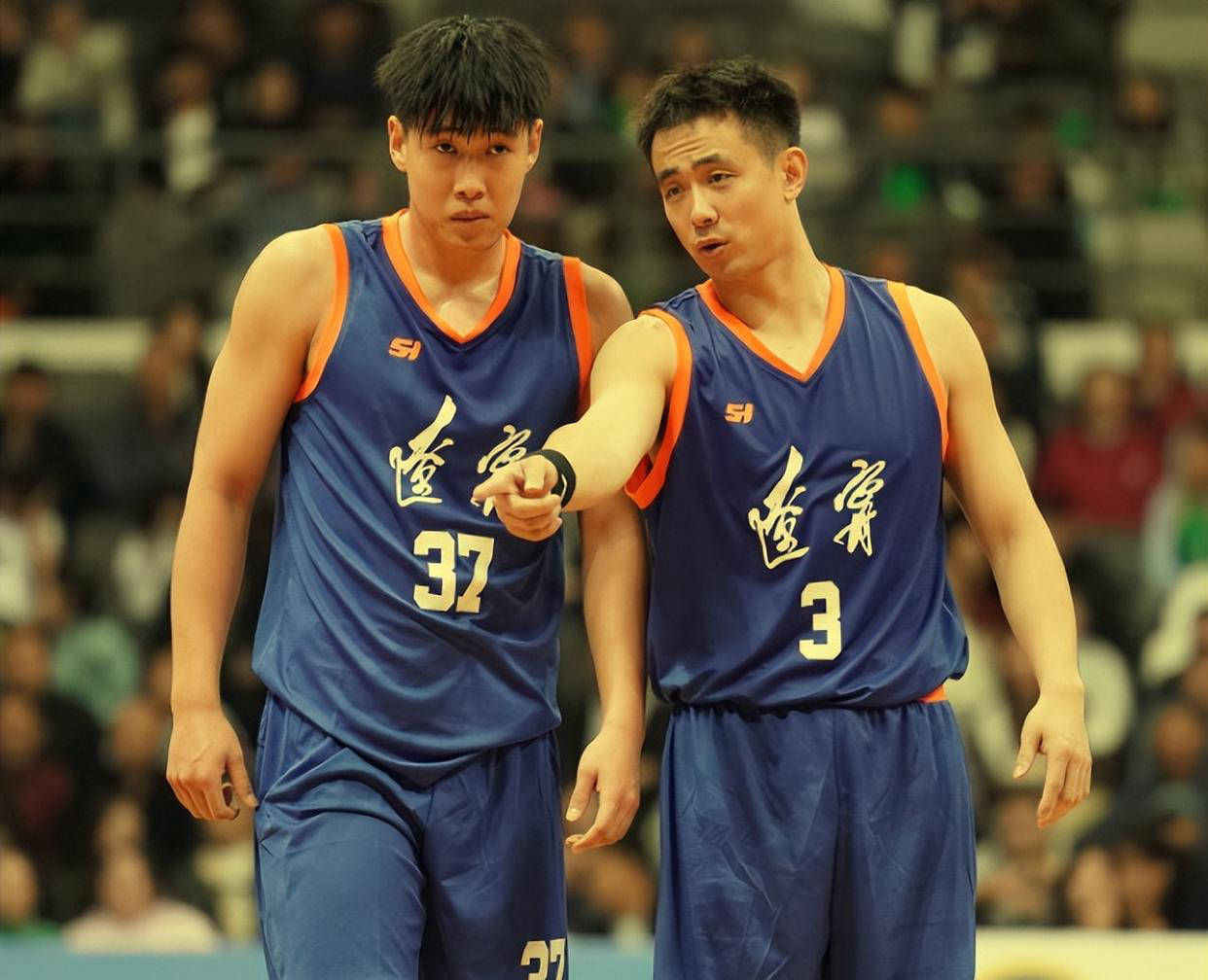 开云体育中国-CBA选手发挥出色，荣膺最佳MVP的简单介绍