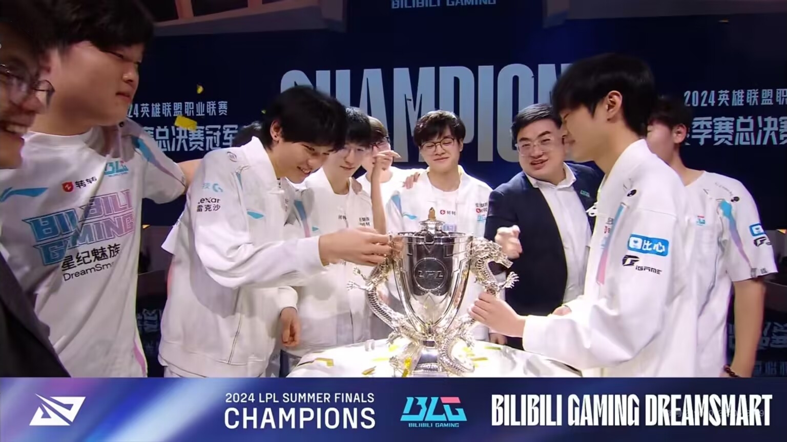 关于世界聚焦！LPL赛事全球收视创新高的信息