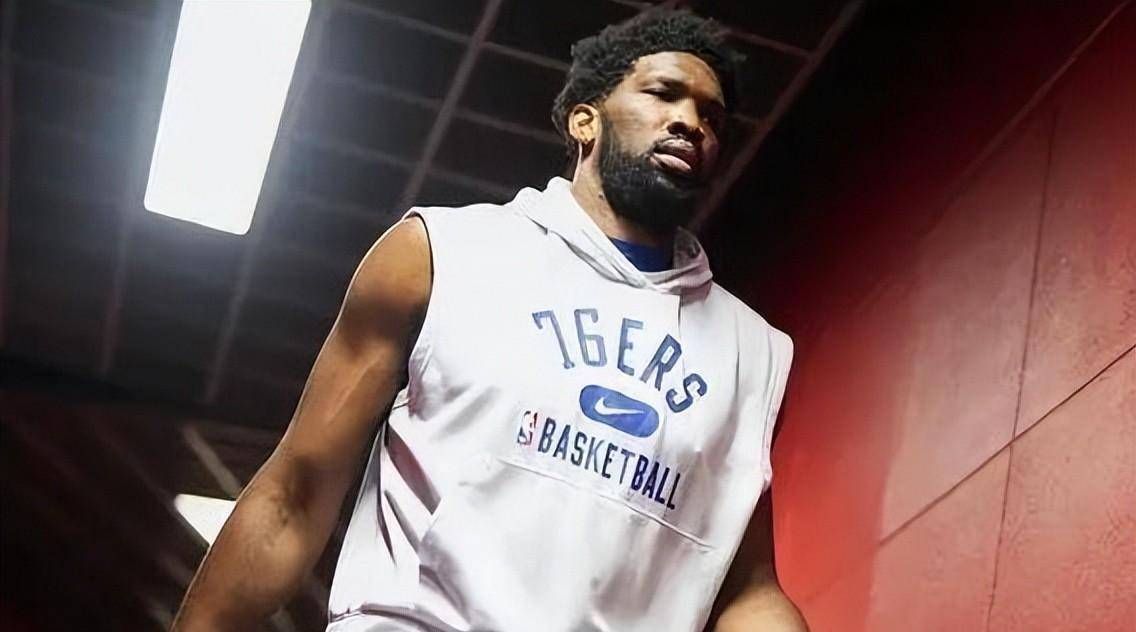 开云体育-深圳队完胜雷霆，恩比德高光表现