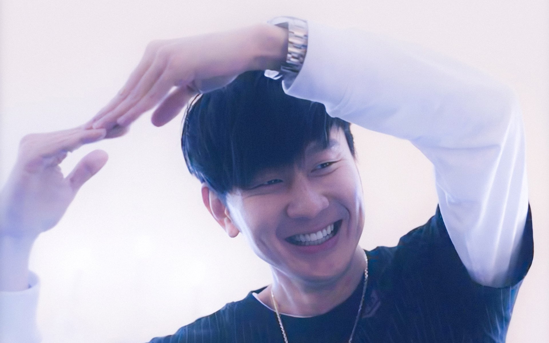 开云体育APP下载-索伯鏖战红牛，一场蚍蜉撼树的史诗与新王登基的黎明