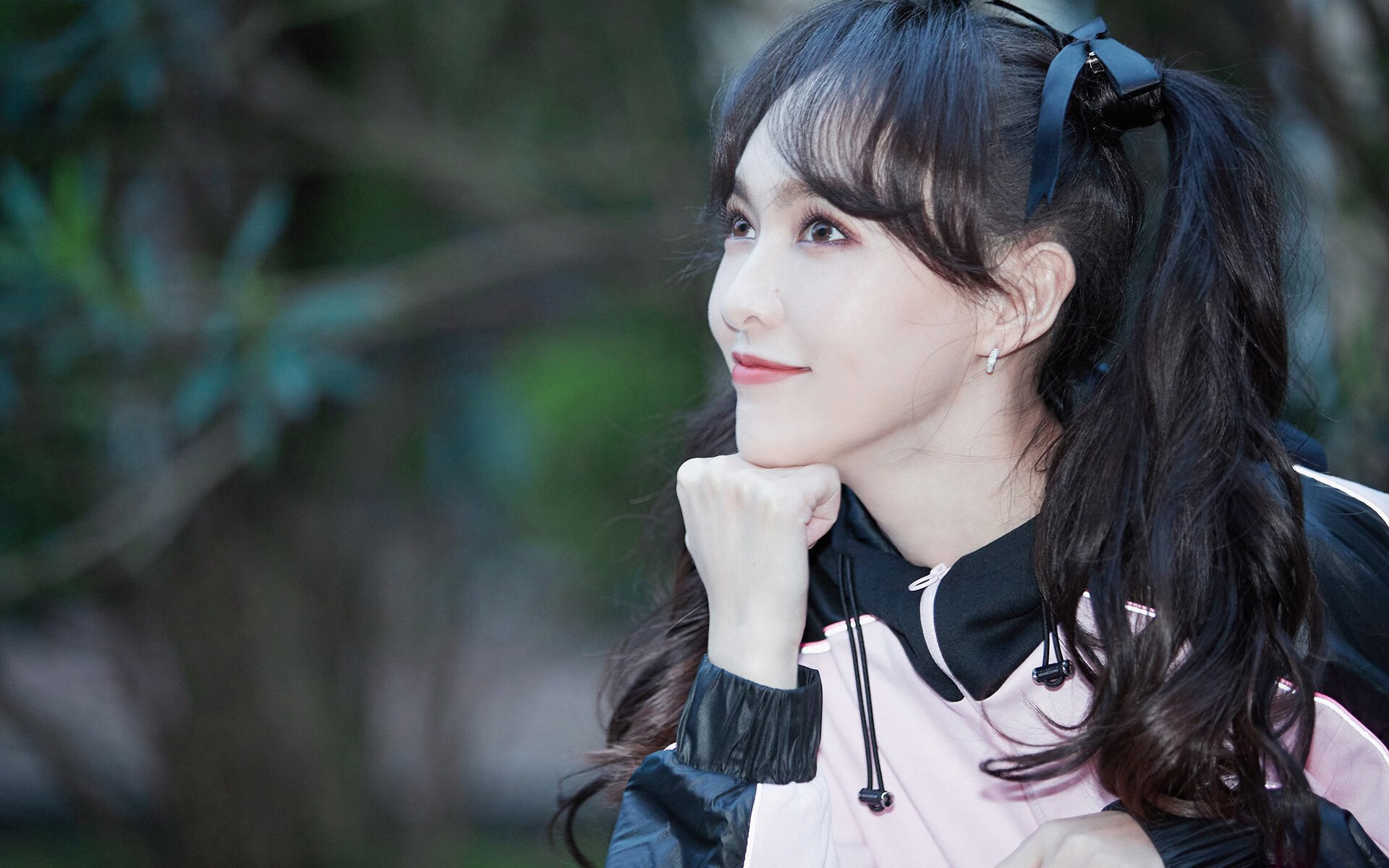 钢铁巨兽与文明古国的对话，一场跨越时空的F1终极鏖战